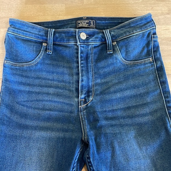 Abercrombie & Fitch Jeans - Picture 4 of 6